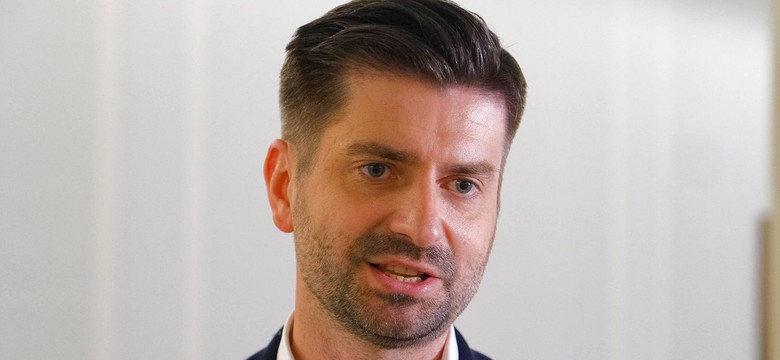 Śmiszek tym wpisem wywołał burzę. Porównał obcięcie głowy nauczycielowi we Francji do debaty o aborcji w Polsce