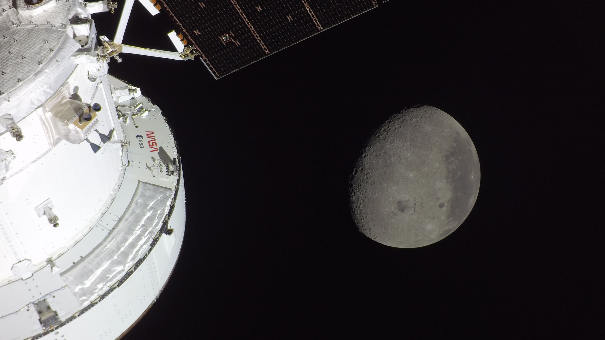 Boli v ohrození života? Vyvraciame konšpirácie o misii Artemis 2