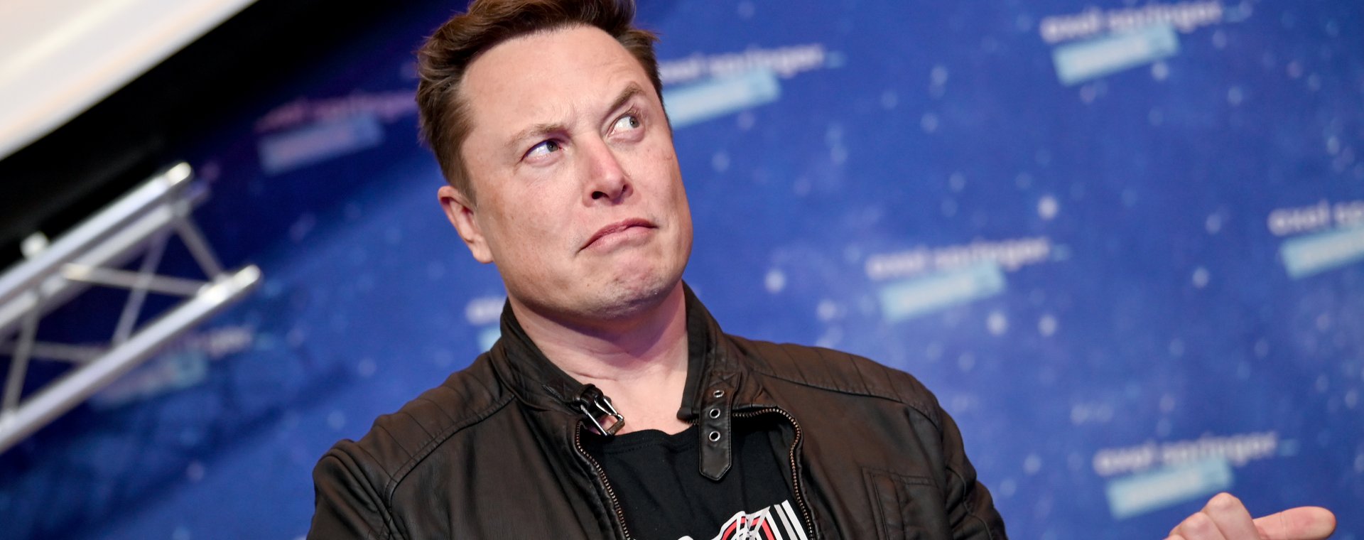 Elon Musk zdaniem inwestorów zaniedbuje Teslę na rzecz zaangażowania w sprawy Twittera. Widać to w kursach akcji.