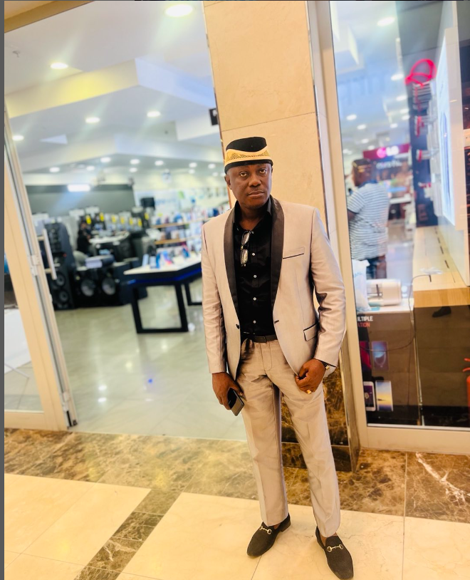 Pastor Love
