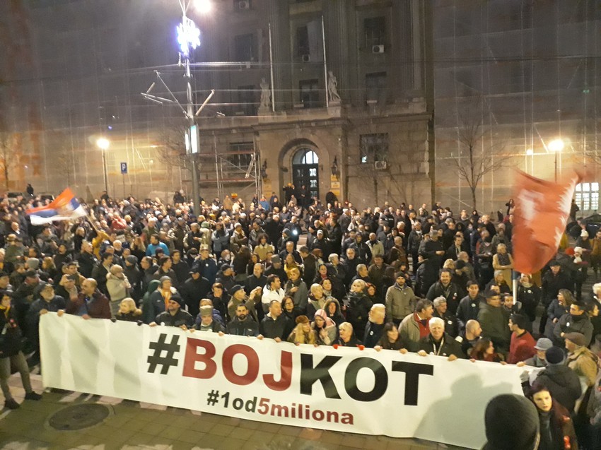 Učesnici protesta u Nemanjinoj