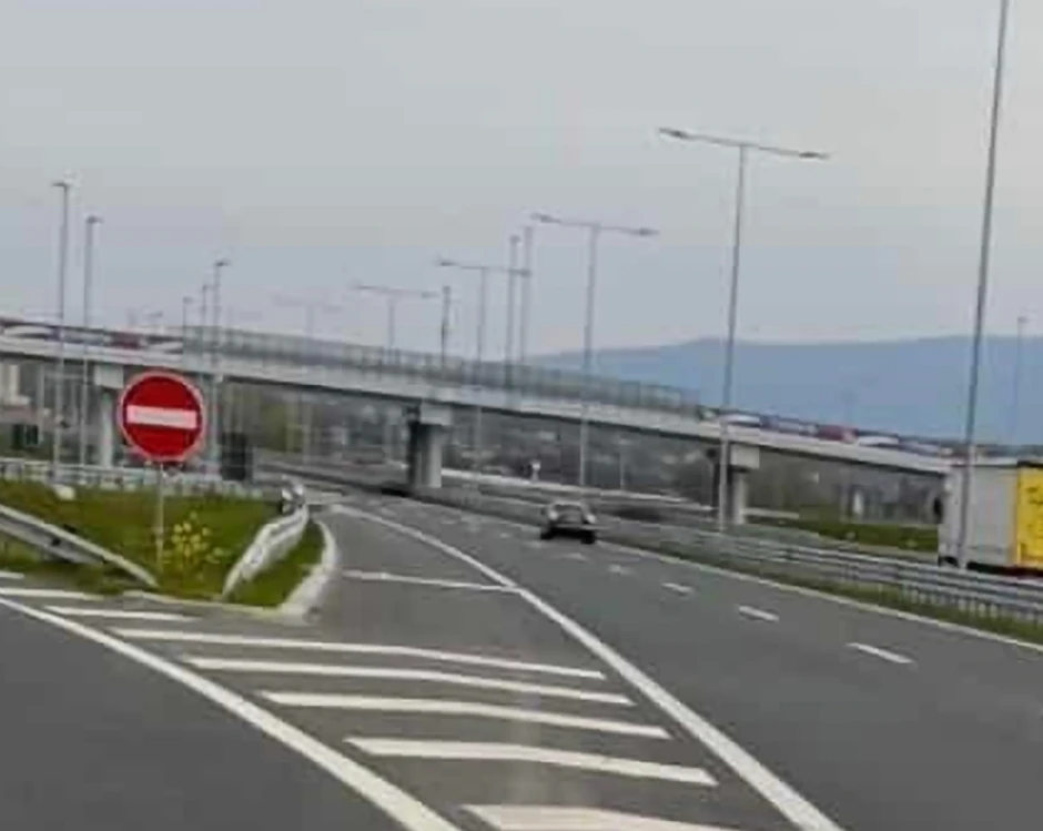 Vožnja u kontrasmeru, Moravski koridor