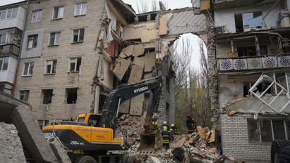 Orosz rakéták ütöttek lyukat a lakótömbbe Mikolajivban, ártatlan családok haltak meg a háborúban – fotók, videó