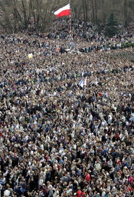 POLAND-POPE-DEATH-MASS