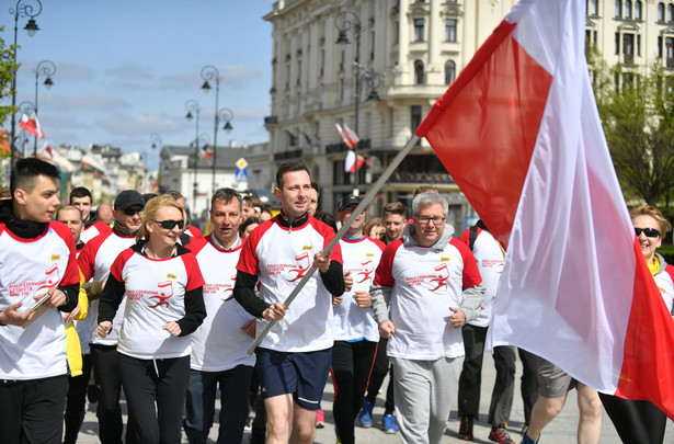 Uczestnicy Biało-Czerwonej Sztafety