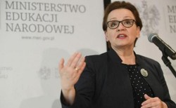 Zalewska uderza w protest ZNP: Przecież nauczyciele dostaną w sumie TYSIĄC ZŁOTYCH podwyżki