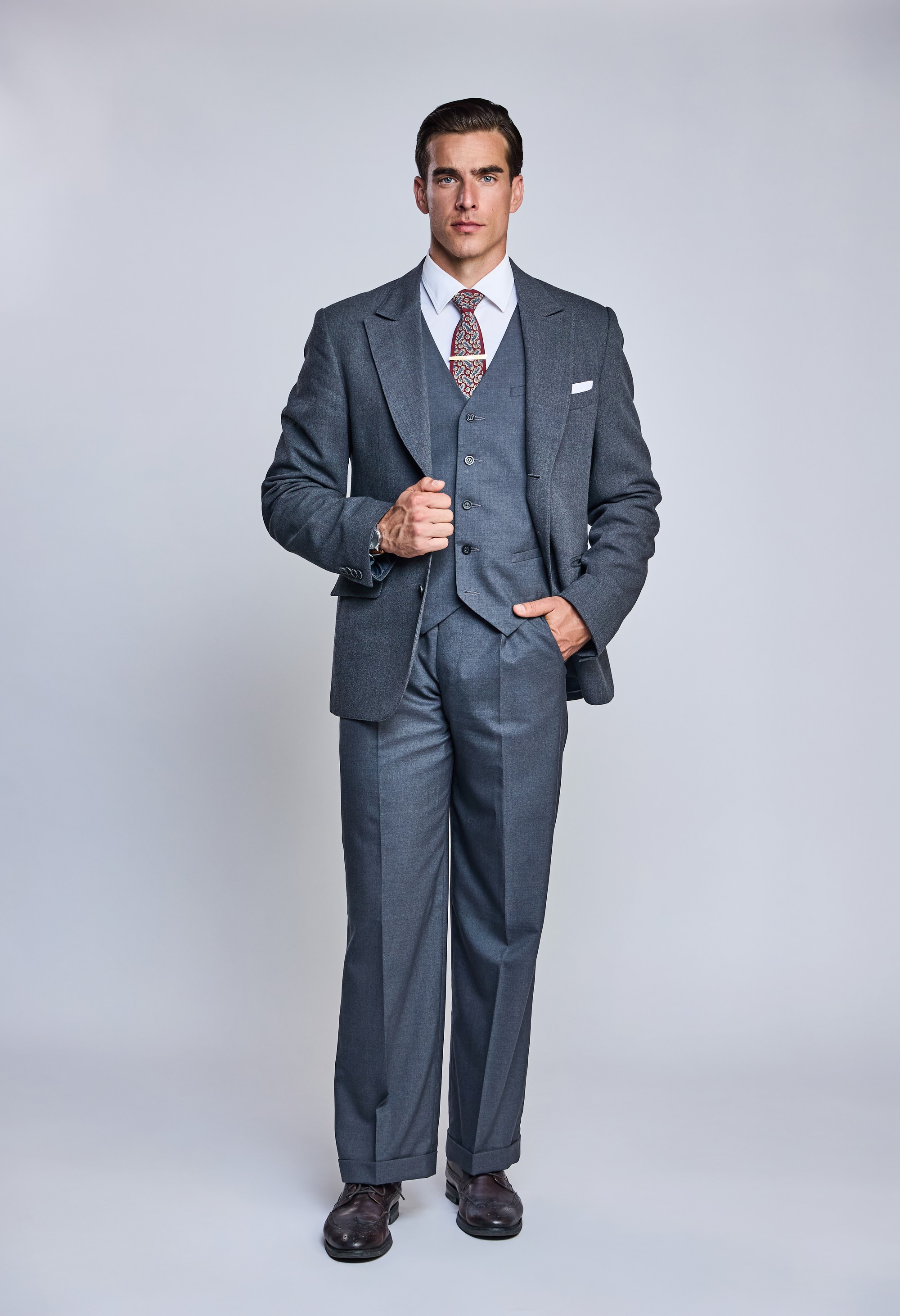 Adam Bardy v seriáli Dunaj, k vašim službám.