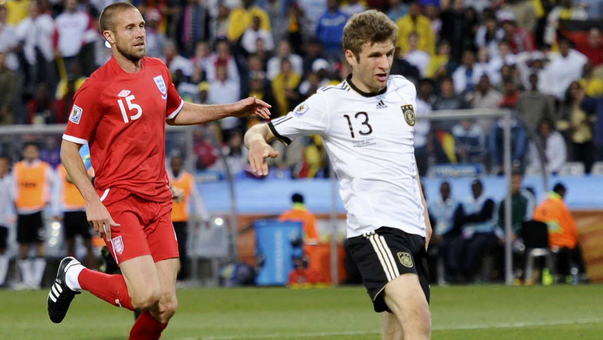 Thomas Muller, piłkarz który w wygranym 4:1 meczu reprezentacji Niemiec z Anglią strzelił dwie bramki, został zapytany o przyczyny niepowodzenia "Synów Albionu" na mundialu. Według młodego Niemca, w składzie angielskiej drużyny było zbyt wielu samców alfa.