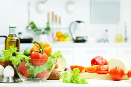 Profesorka sa Harvarda otkriva koje ULJE se propagira kao zdravo, a zapravo je ČIST OTROV: Otkrivamo i koja su bezbedna za kuvanje, a koja nisu