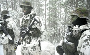 Rosjanie żyją w strachu. Teraz ich sąsiad ma szykować coś strasznego