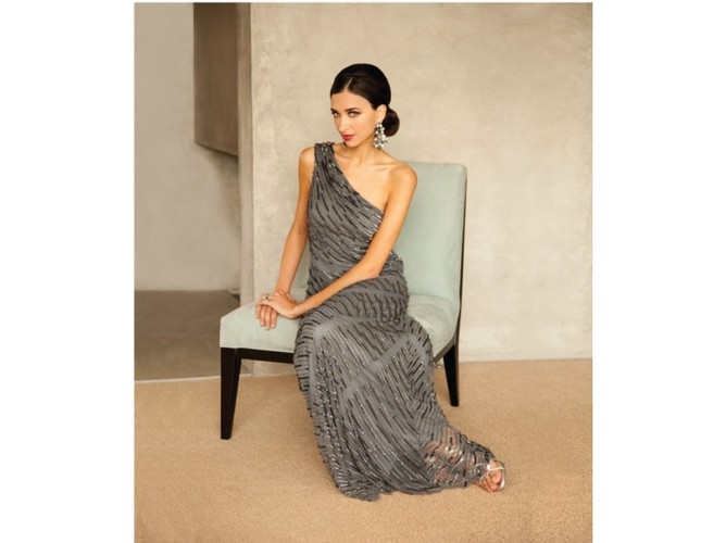 Hollywodzka elegancja: sukienki marki Aidan Mattox z kolekcji jesień/zima 2011/2012.