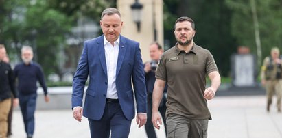 Duda i Zełenski wyszli na wspólny spacer. O czym rozmawiali?