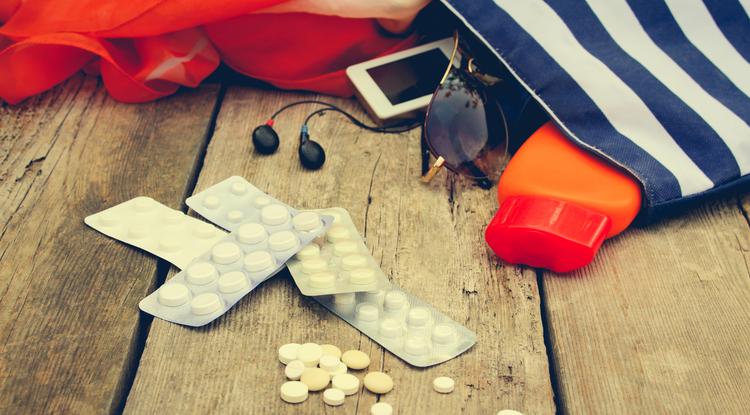 Ilyen gyógyszereket csomagolj be a családi nyaralásra Fotó: Getty Images