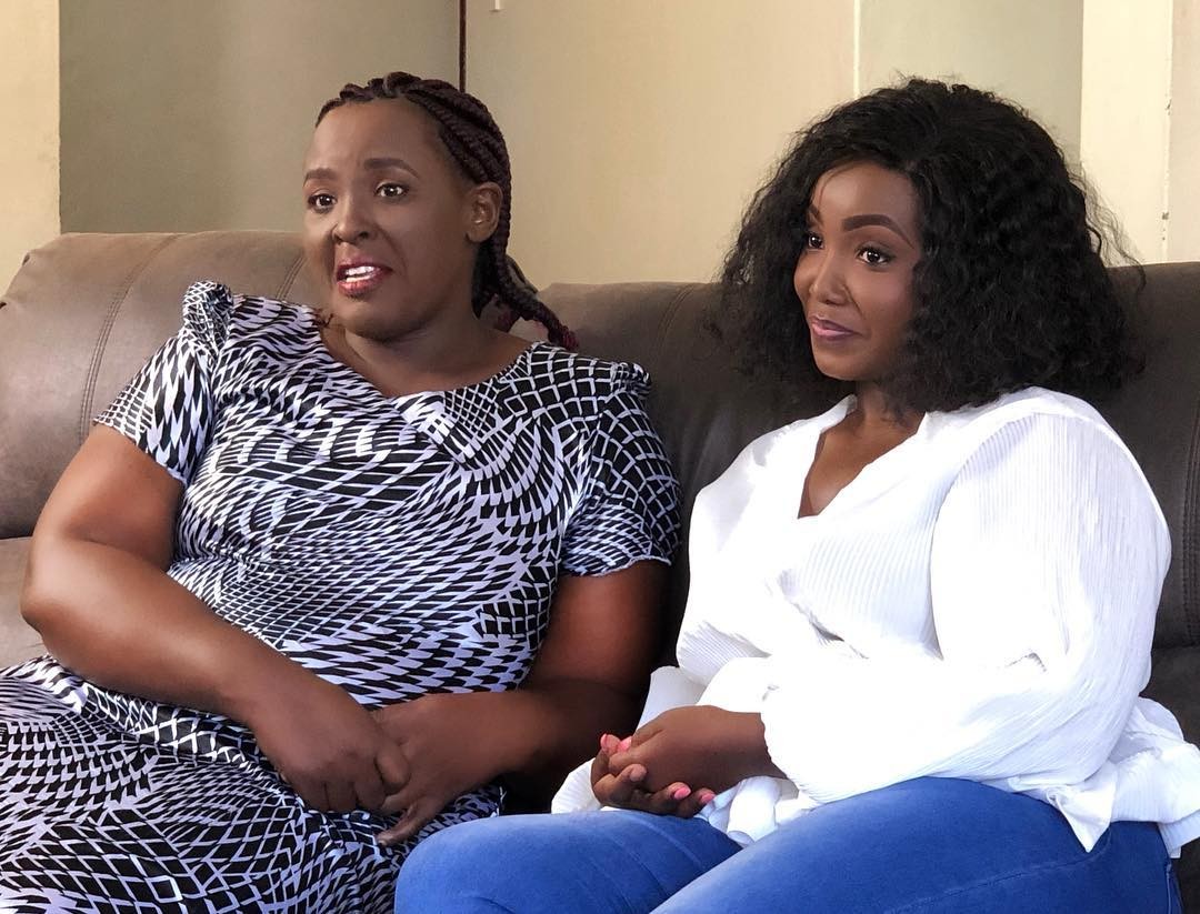 Kate Actress with her Mother