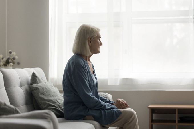 A gyász és a stressz útja az Alzheimer-kórig – a fájdalom beíródik az agyba?