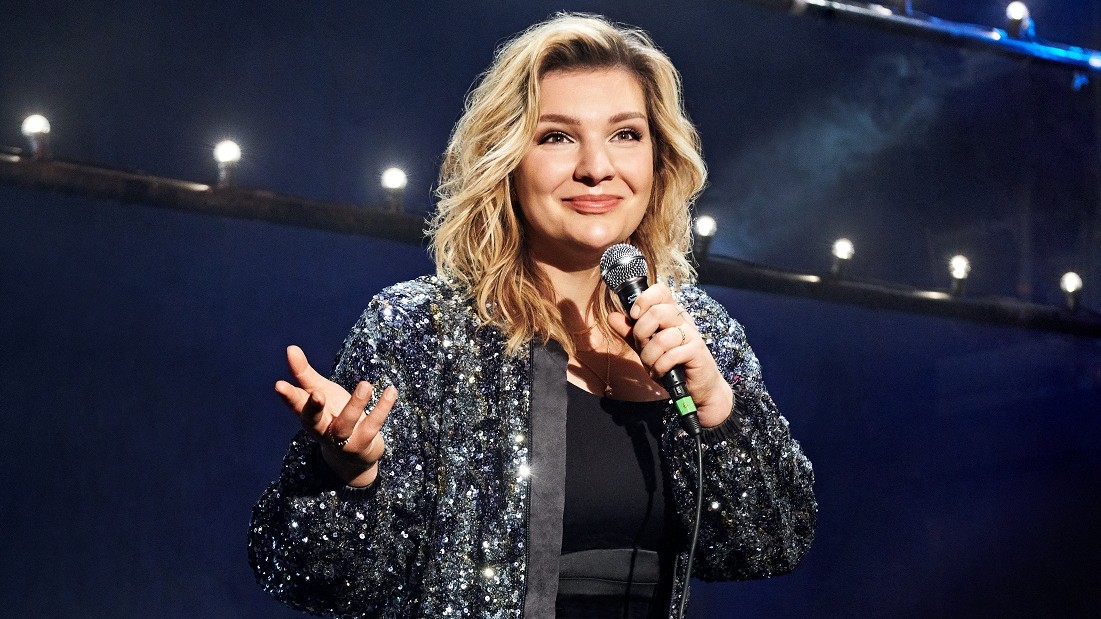 Komička Simona First Salátová.