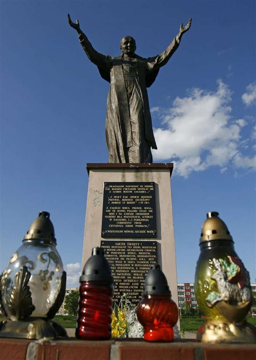 W Moskwie odsłonięto pomnik Jana Pawła II