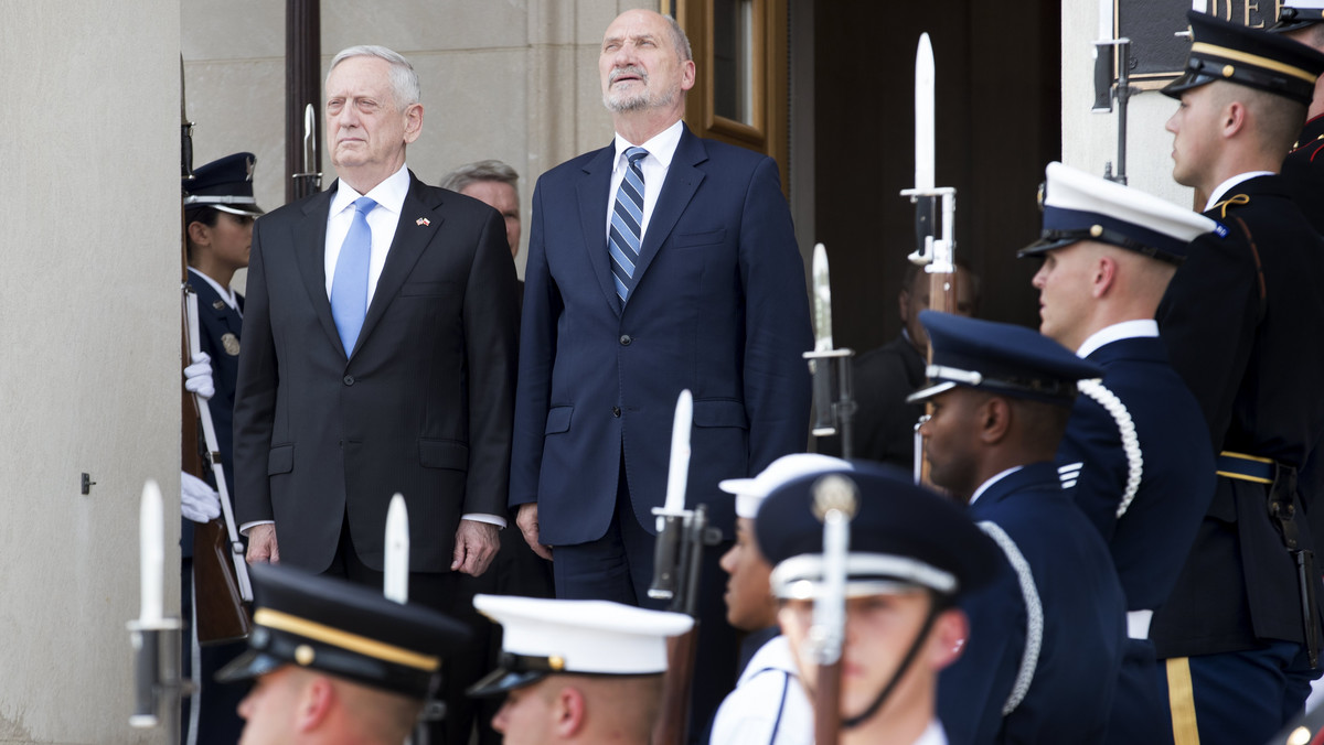 Szef MON zabiegał w Pentagonie o zwiększenie amerykańskiej obecności w Polsce 