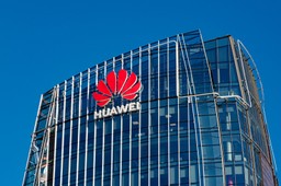 Huawei nie daje się wypchnąć z czołówki. Chiński koncern ma najwięcej kontraktów na wdrożenie 5G