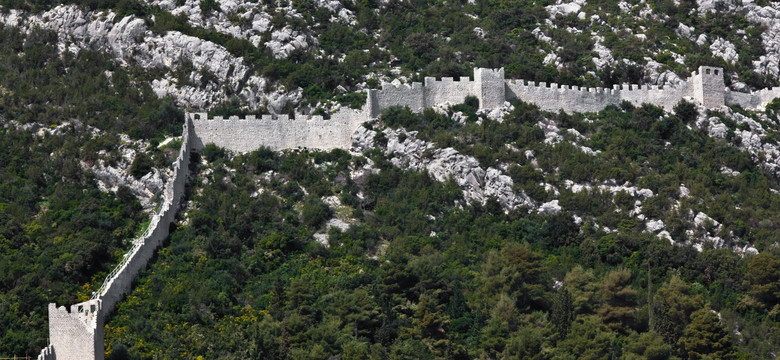 Mury obronne Stonu - dłuższy jest tylko Wielki Mur Chiński!