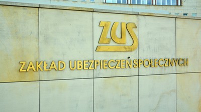 ZUS wypłaci dodatek solidarnościowy.  Do bezrobotnych popłynie 110 mln zł