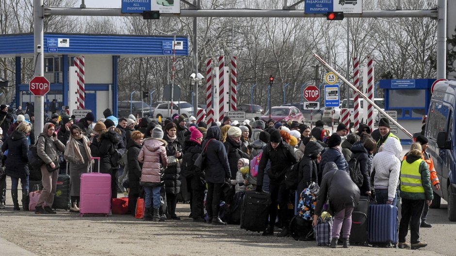 Ukraińscy uchodźcy na południowej granicy Mołdawii 8 marca 2022 r.