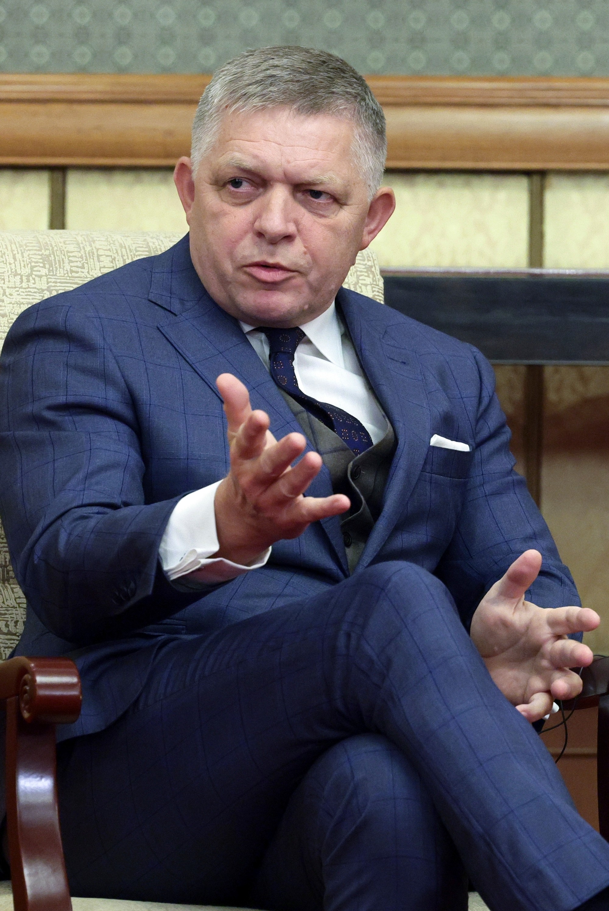 Premiér Robert Fico počas stretnutia s ruským prezidentom Vladimirom Putinom v Pekingu.