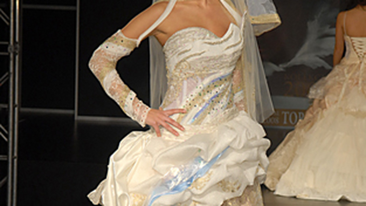 Ekstrawaganckie suknie ślubne, sezon 2009