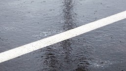 do polski napływa arktyczne powietrze. zimowy poniedziałek w warszawie