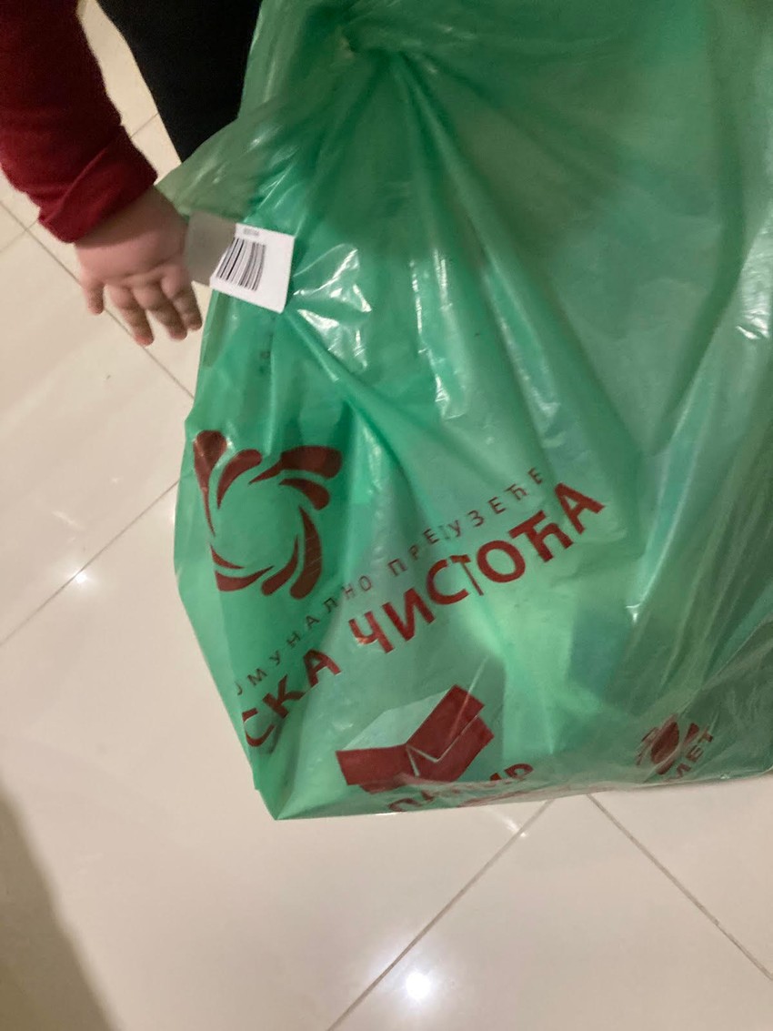 Bogdan zasad može samo da lepi kodove na kese