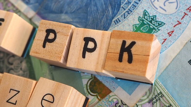 wycofanie środków z ppk czy się opłaca warto program długoterminowego oszczędzania zwrot środków z ppk