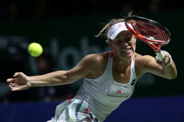 WTA Finals: Kerber pokonała Cibulkovą po trzysetowym meczu