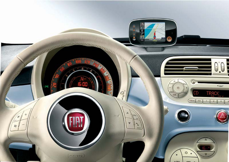 Fiat 500 obchodzi pierwsze urodziny