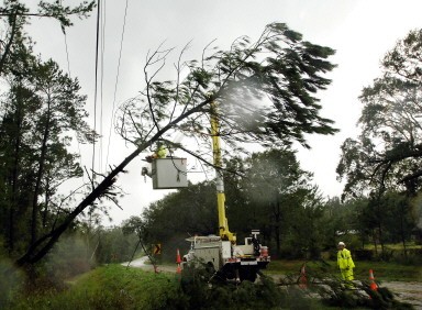 US-WEATHER-KATRINA-RIG