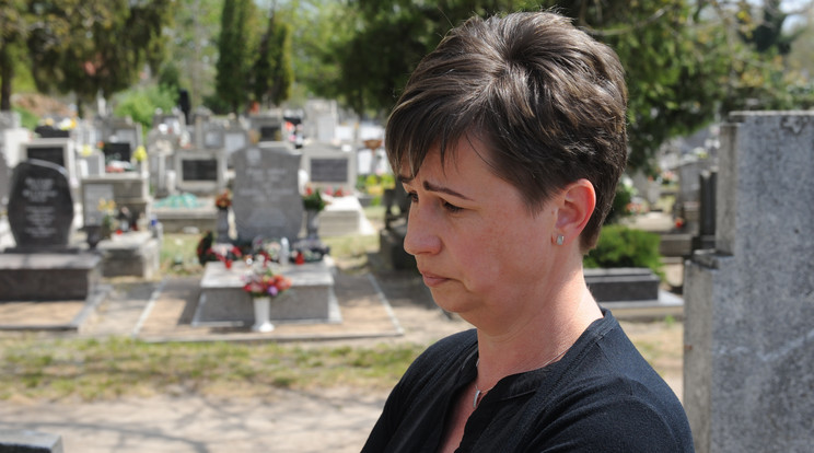 Az édesanya, Orsolya képtelen elfelejteni a tragikus napot