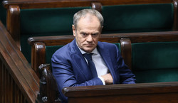 Afera zegarkowa w MON. Tusk zabrał głos