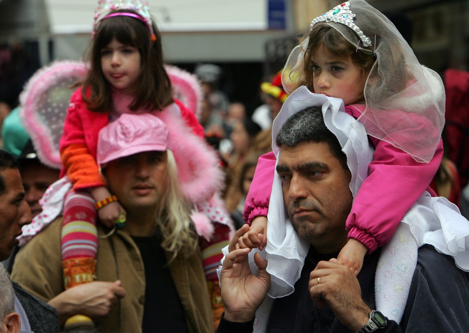 Żydzi obchodzą święto Purim