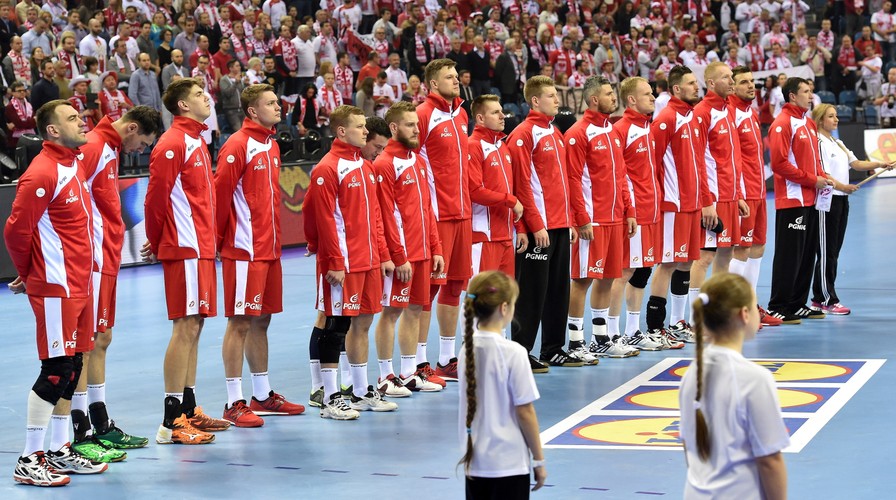 Reprezentacja Polski przed meczem grupy A mistrzostw Europy piłkarzy ręcznych z Serbią