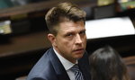 Petru bije się w pierś: muszę wziąć za to wszystko odpowiedzialność