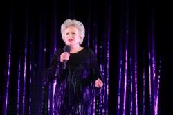 Krystyna Janda o ostatnich chwilach męża. "Zmarł między jedną a drugą łyżką zupy"