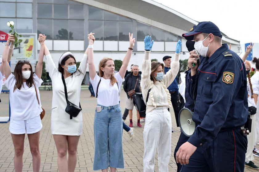 Protest białoruskich medyków. "Trzeba skończyć z biciem ludzi"