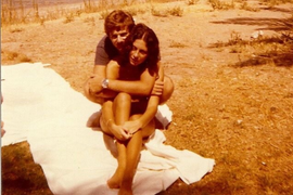 "Moj tata je zatekao MOJU MAMU I MOG STRICA kako se LJUBE i sve je dobilo NEOČEKIVAN OBRT": PRELEPU LJUBAVNU PRIČU para iz Srbije prekinula je UŽASNA TRAGEDIJA