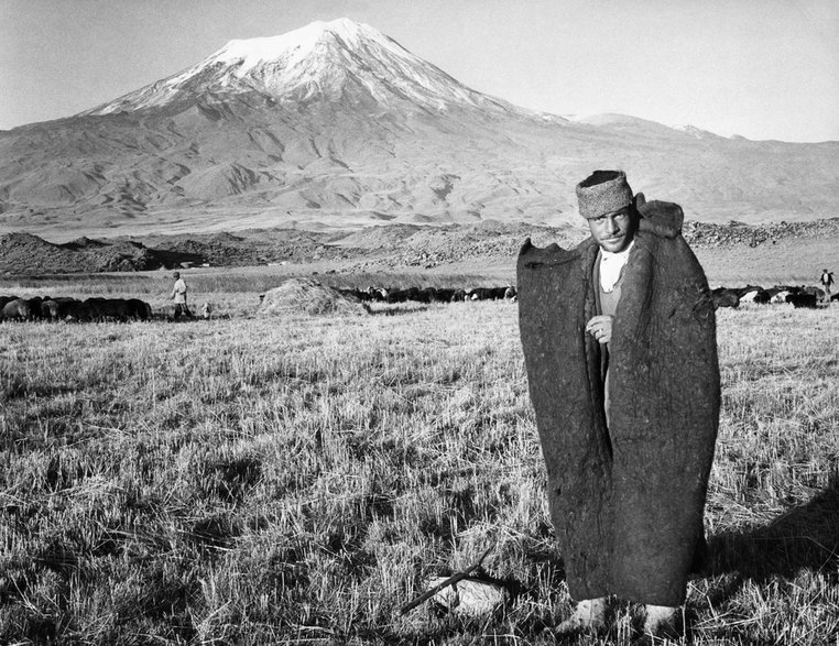 Pasterz na tle góry Ararat (1965 r.)