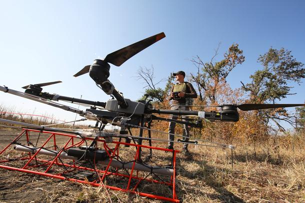 Dron używany podczas wojny w Ukrainie. Okolice Charkowa