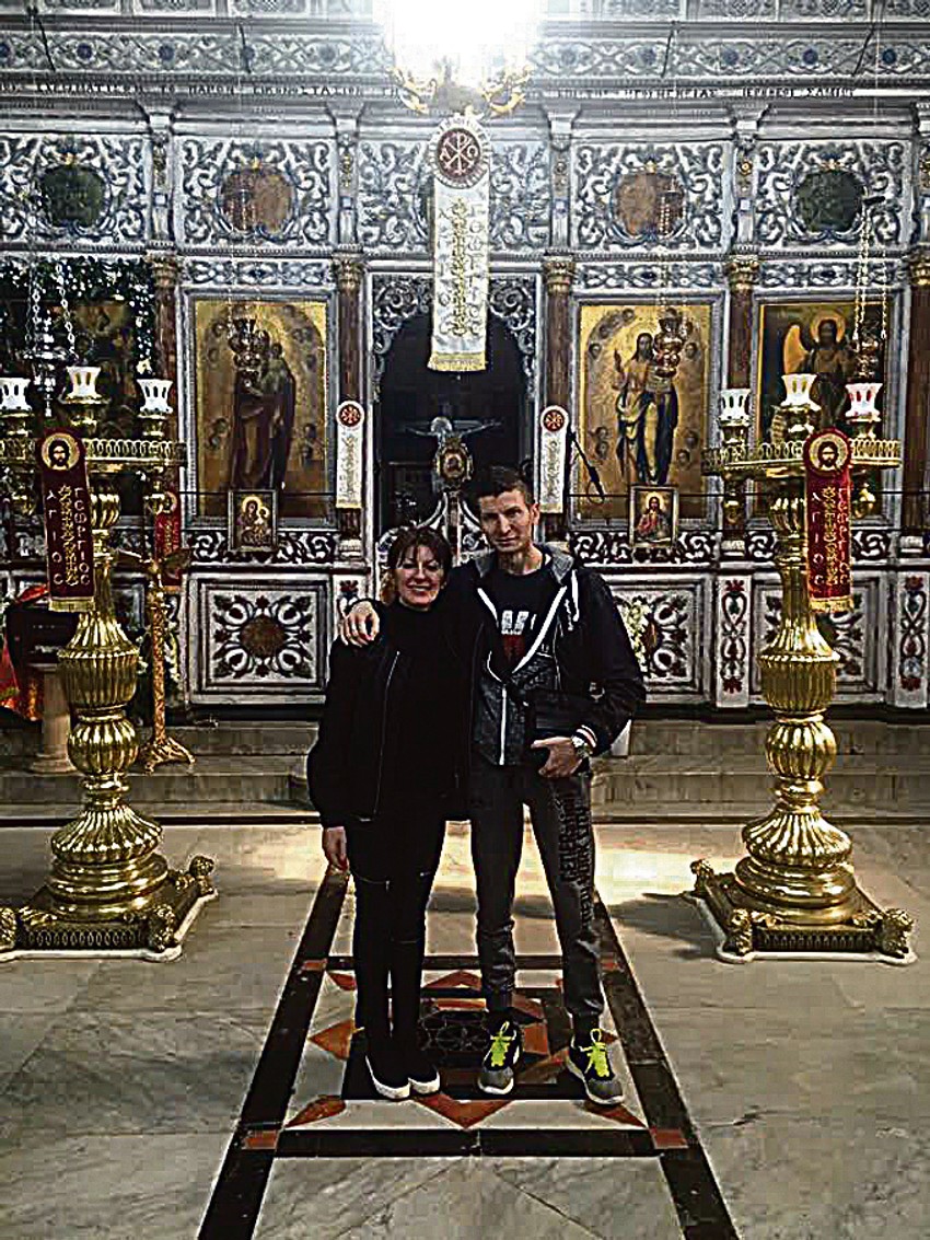 Sada se oseća sjajno: Violeta Miljković sa rođenim bratom