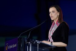 Będzie pozew przeciwko Spurek. Złożą go rodziny ofiar obozów