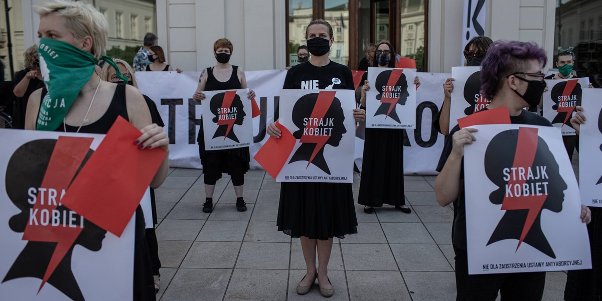 Protesty przeciwko Czarnkowi w Warszawie.