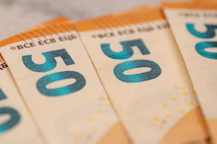 Kurs euro 27 grudnia poniżej 4,65