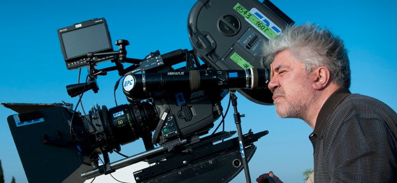 Pedro Almodóvar znów kręci z Banderasem i Penélope Cruz