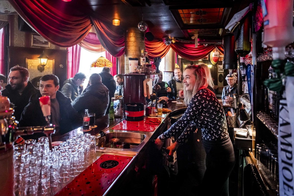 Otwarta restauracja w Groningen